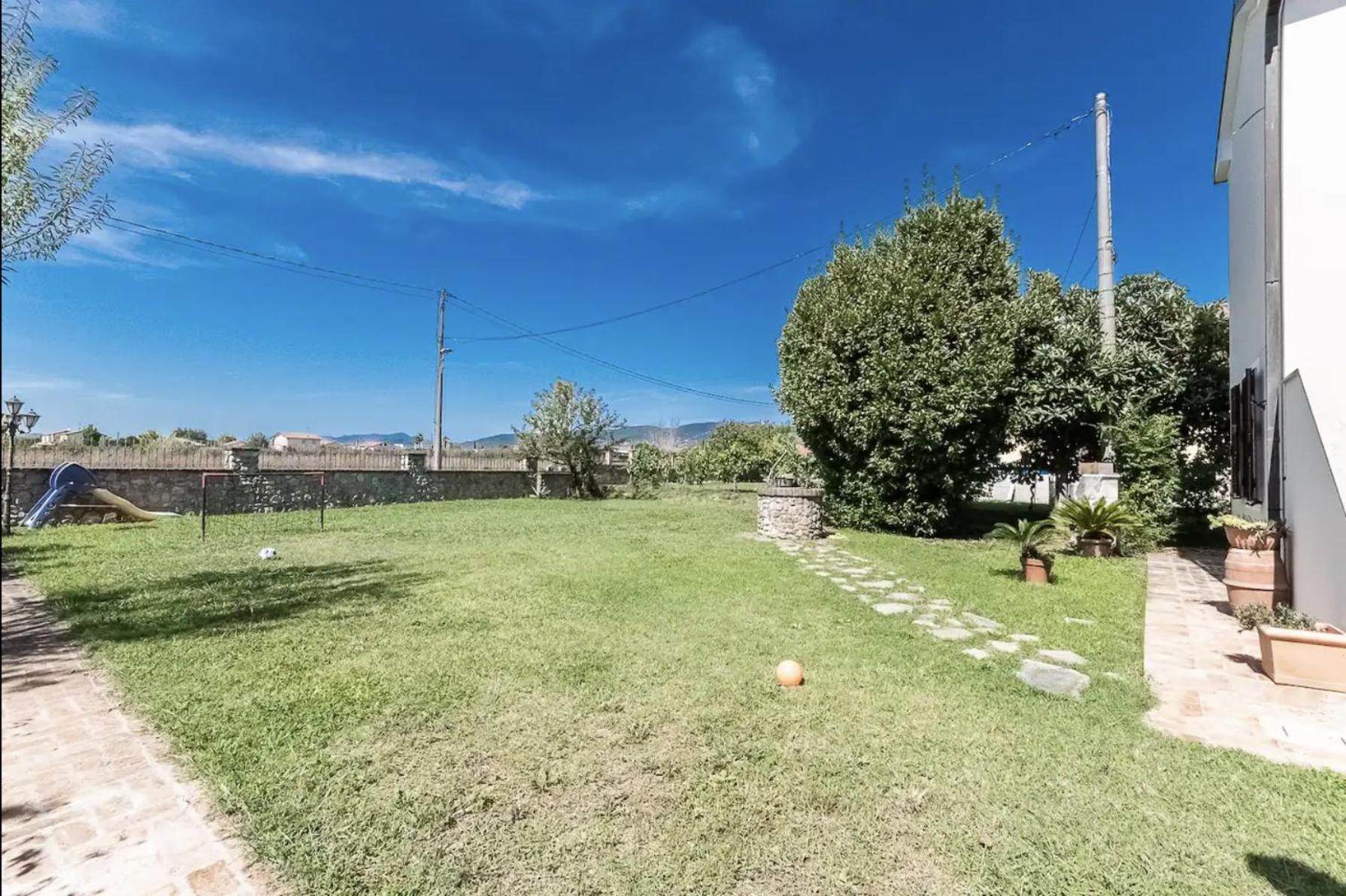 Villa Oasi Di Pace Sarzana Luni Exterior foto