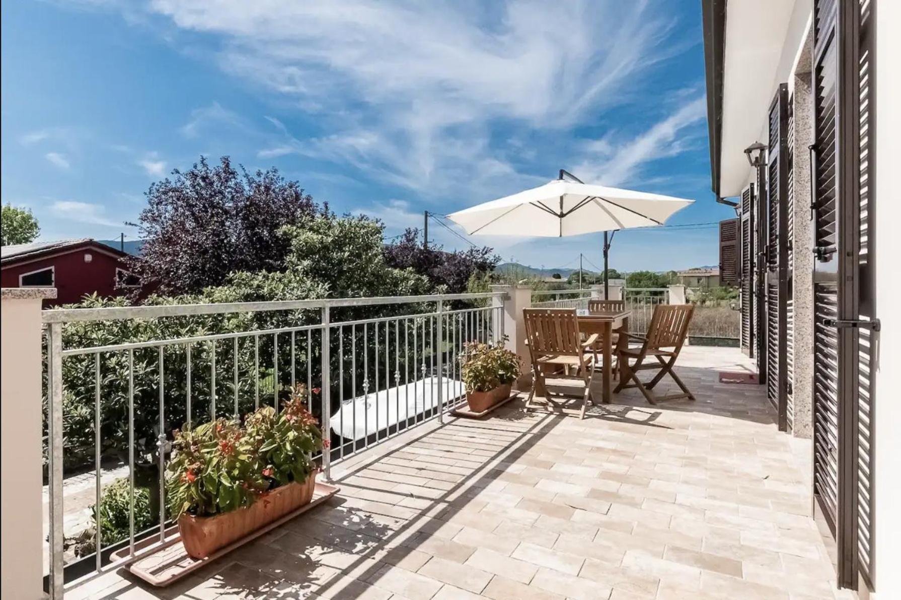Villa Oasi Di Pace Sarzana Luni Exterior foto